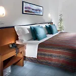 Paris Hotel