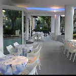 Hotel Paris