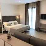Paris Hotel