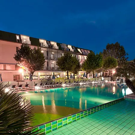 Paris 3*
