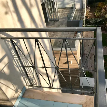 Paris Hotel 3*