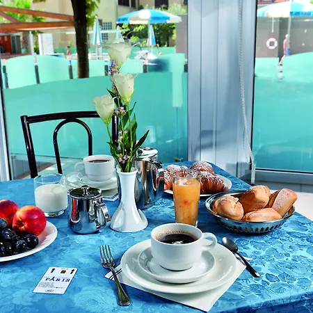 Paris Hotel 3*