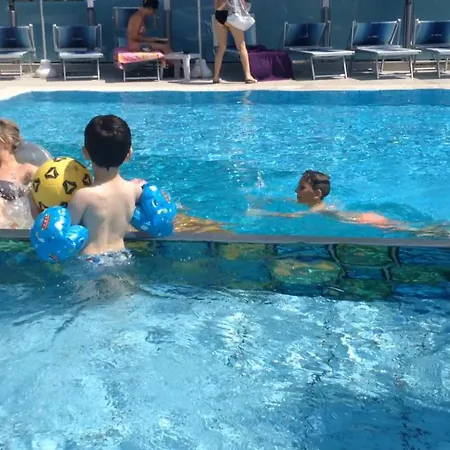 Paris 3* Bellaria-Igea Marina