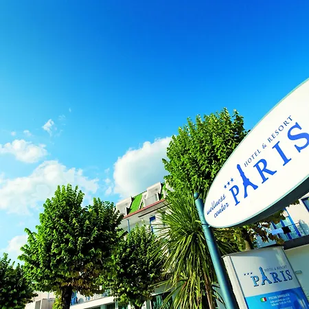Paris 3*